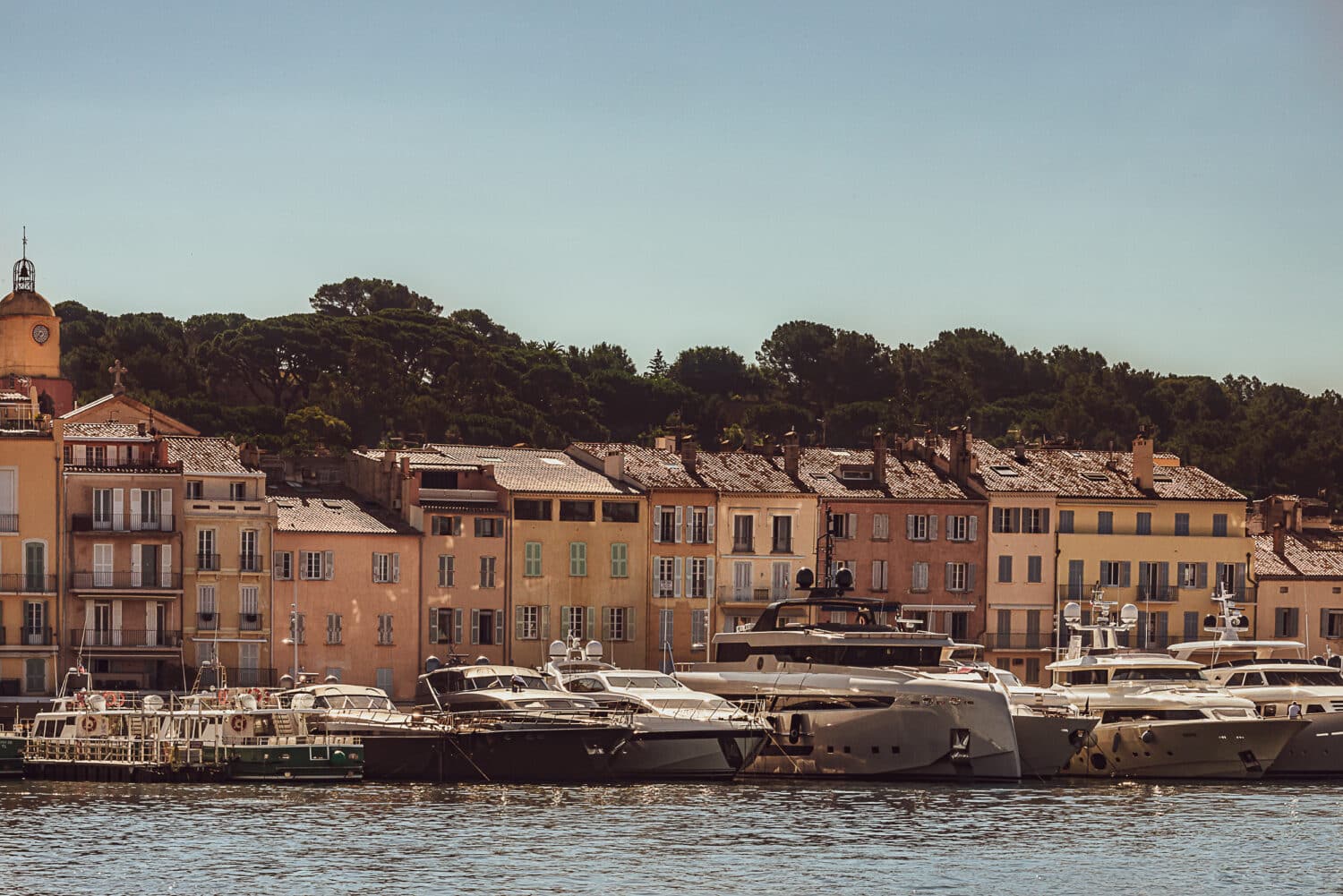 Port Lou Pinet Mr Tripper Saint Tropez